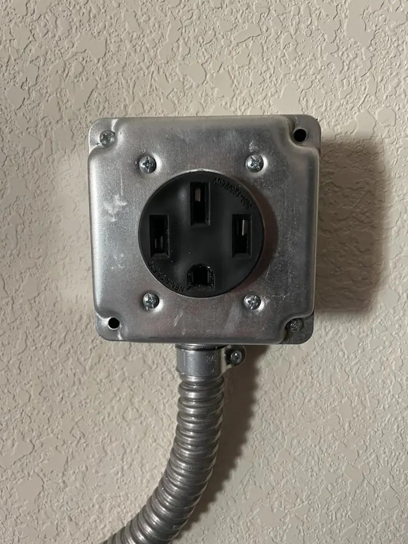 NEMA 14-50 outlet installed for Smart Home Electrical in Catalina Foothills
